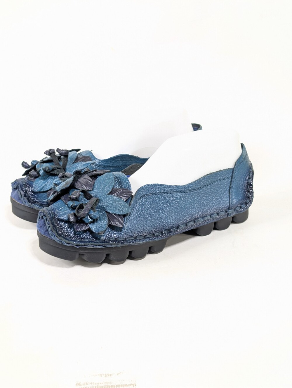 SOCOFY Womens Sz 8.5 US Asian 255 Teal Black Floral Leather Flex Slip On Shoes
